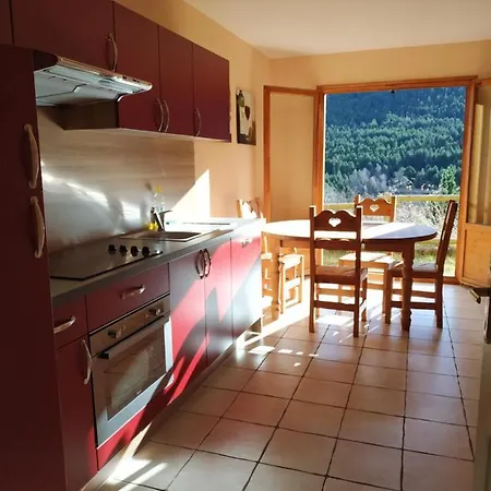 De L'ours Saint-Pierre-dels-Forcats